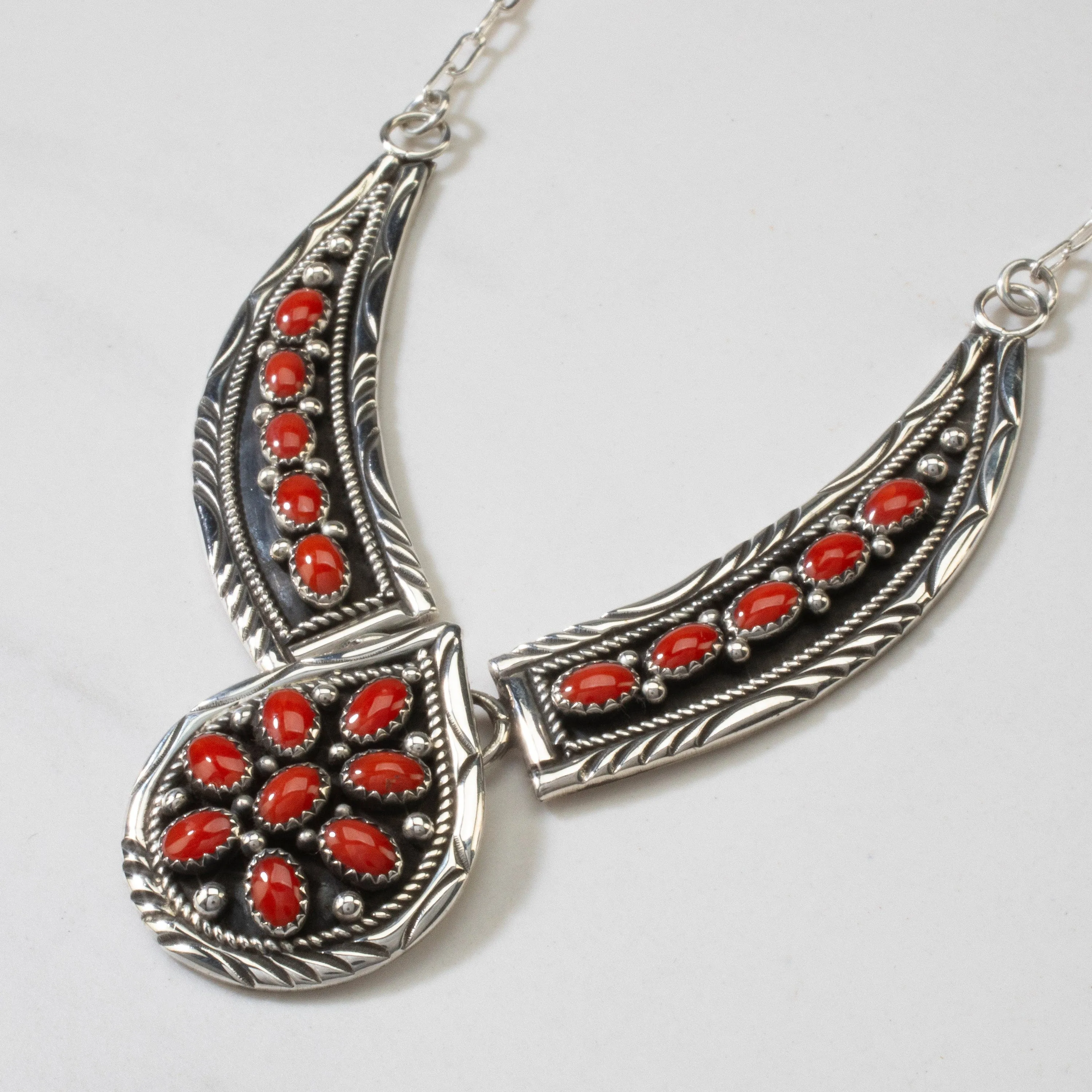 18 Bobby Johnson Red Coral Navajo USA Native American Made 925 Sterling Silver Necklace