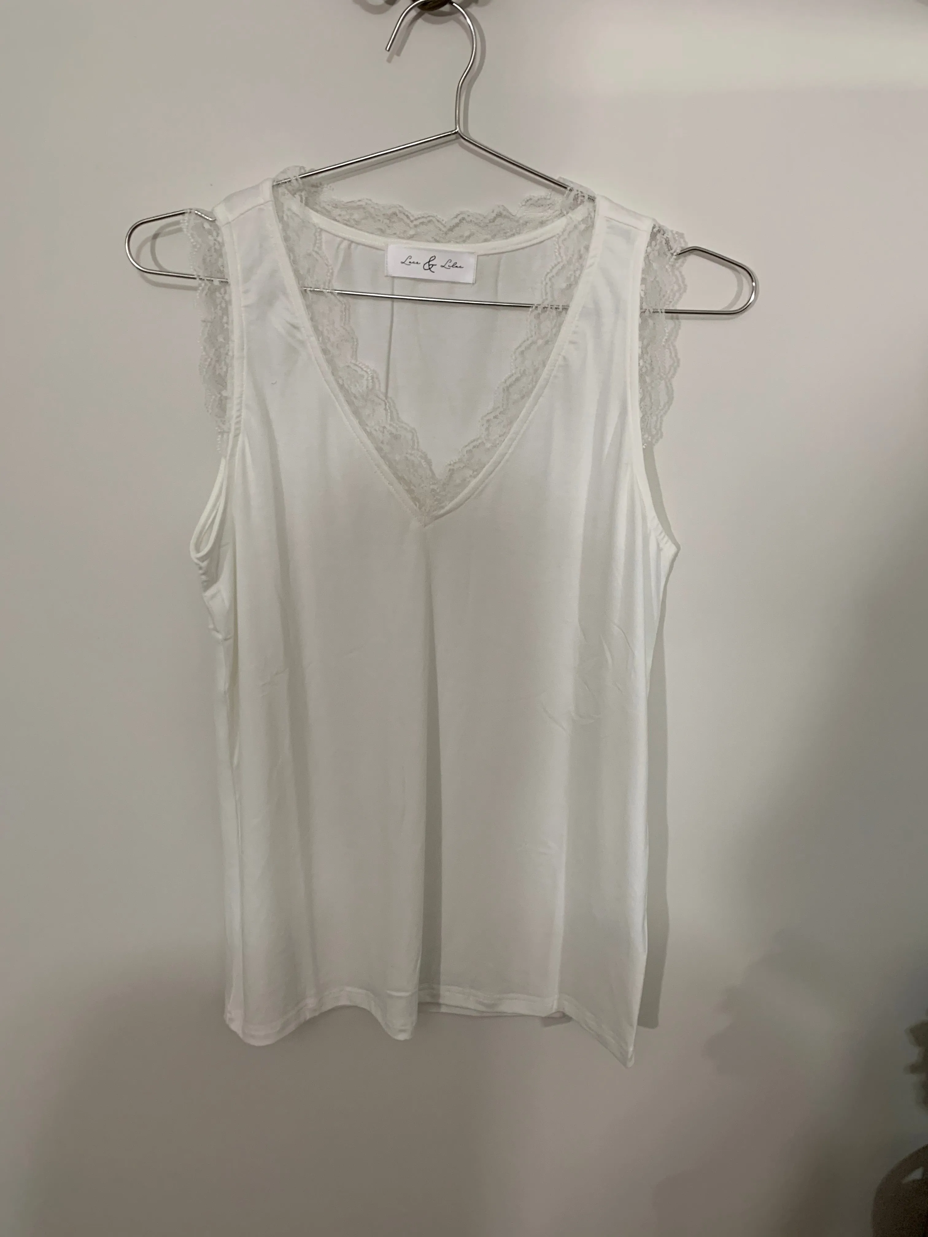 Basic Lined Sleeveless Top