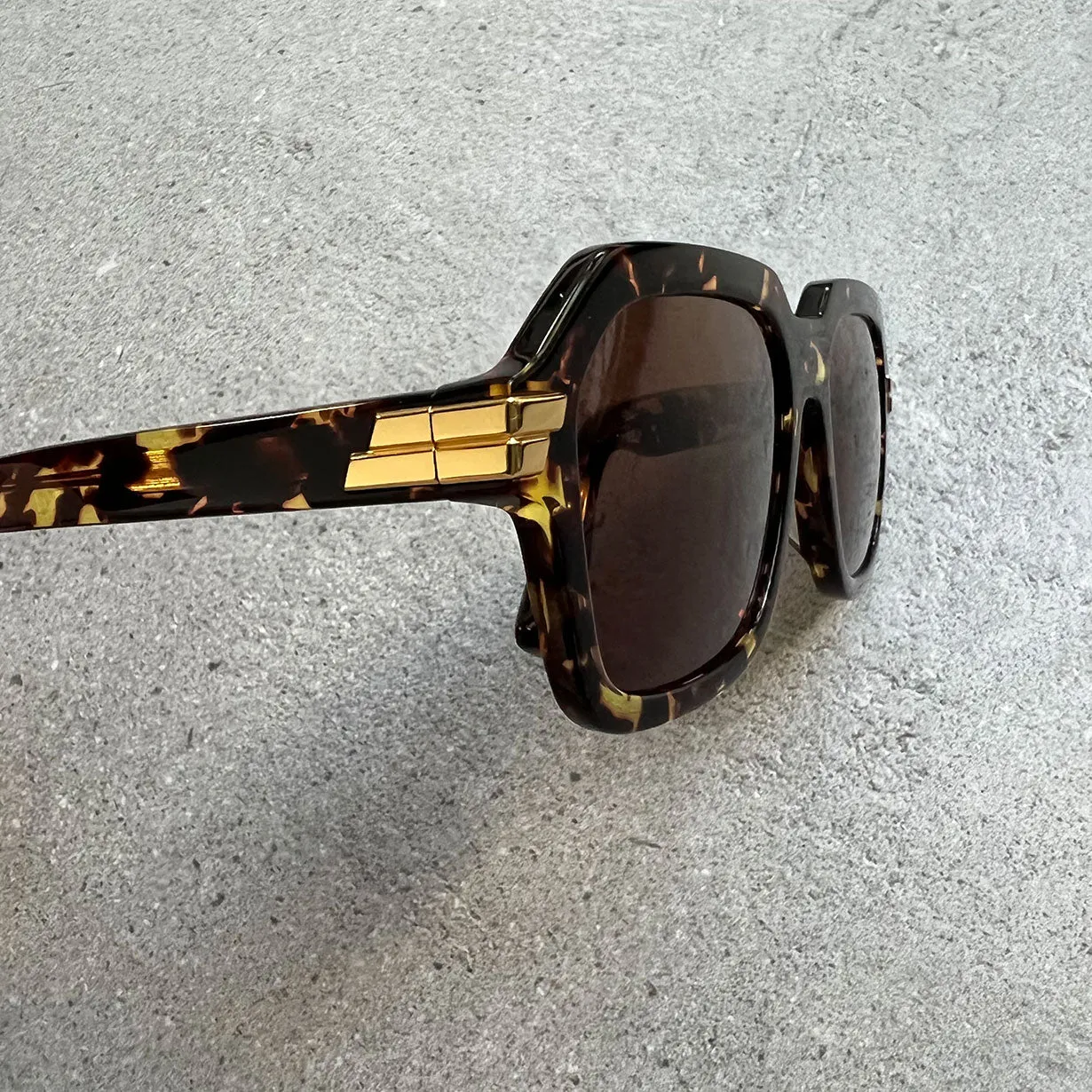 BV 1123S Sunglasses, Havana (G)