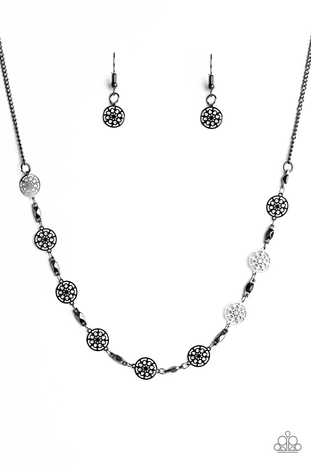 Paparazzi WHEEL Power Black Necklace Set