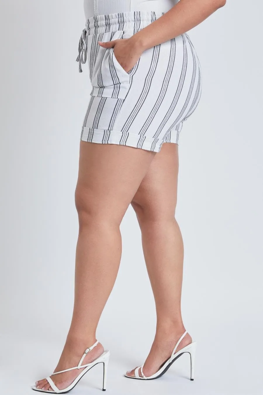 Plus Size Women's Drawstring Waistband Linen Shorts