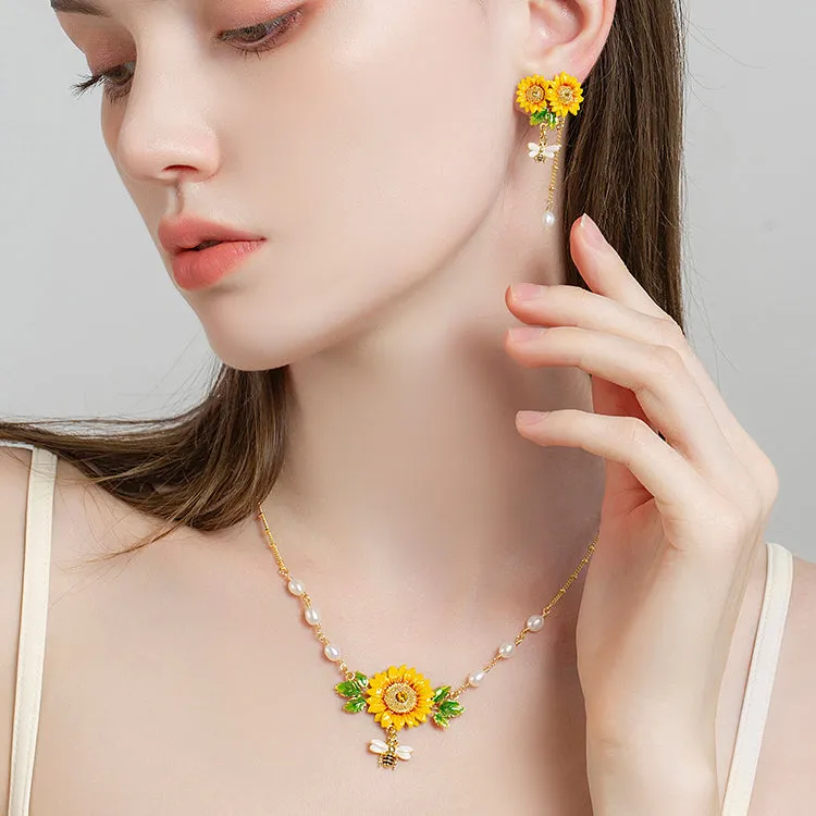 Sunflower & Bee Earrings