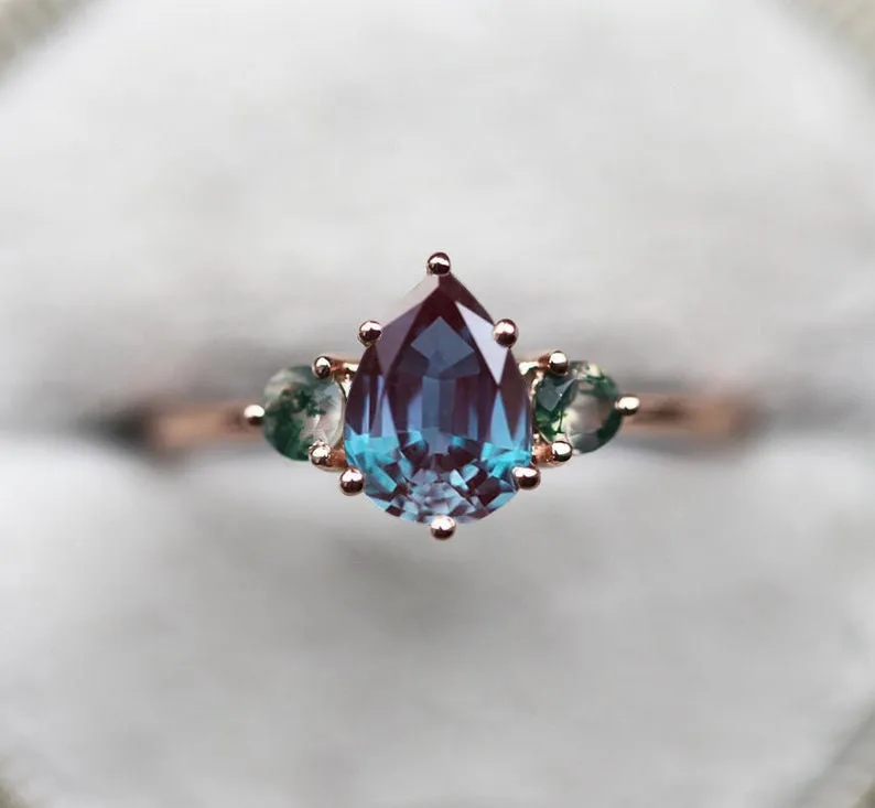 Vania Alexandrite Ring Set