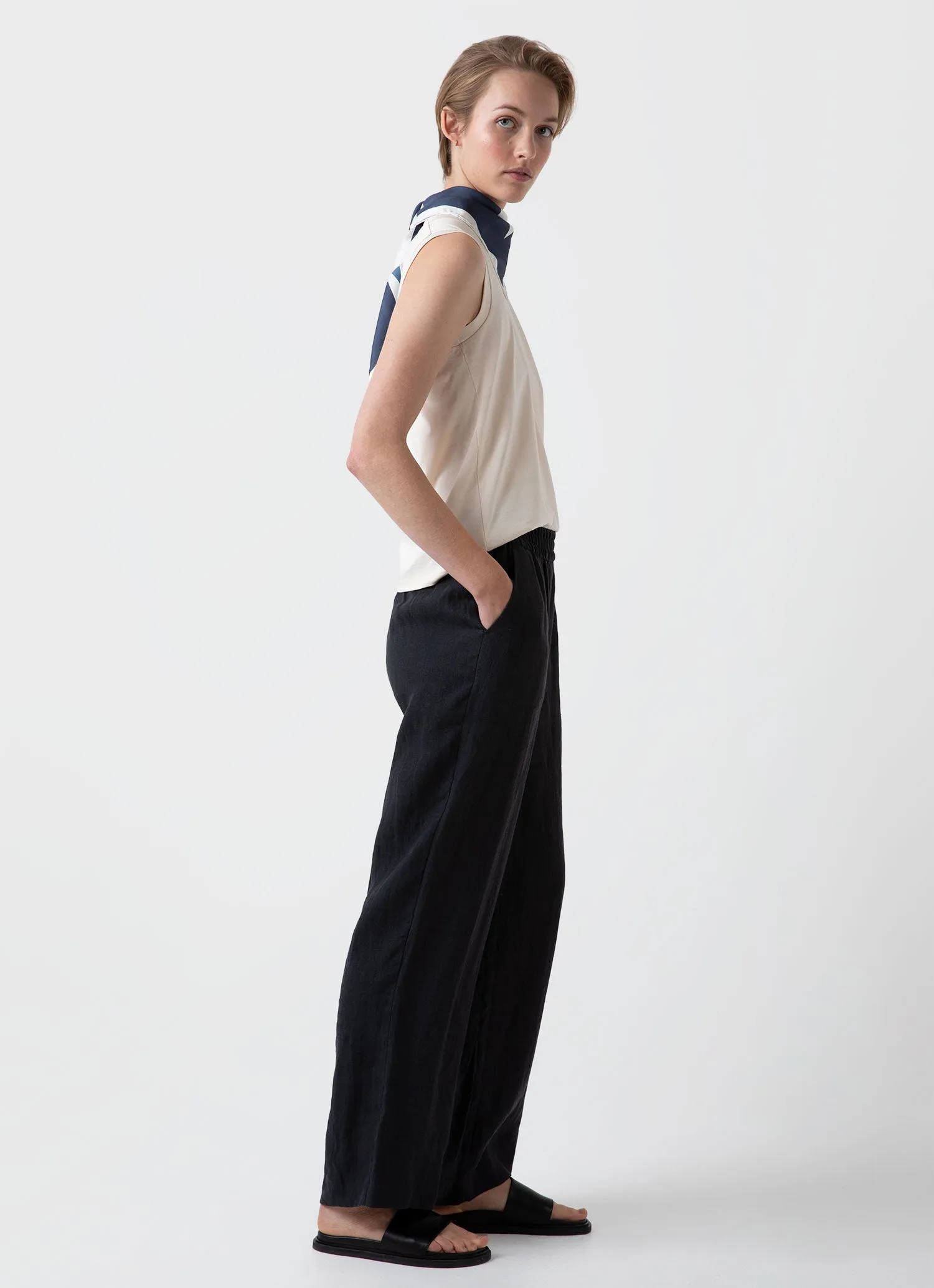 Women's Drawstring Wide Leg Trouser in Black